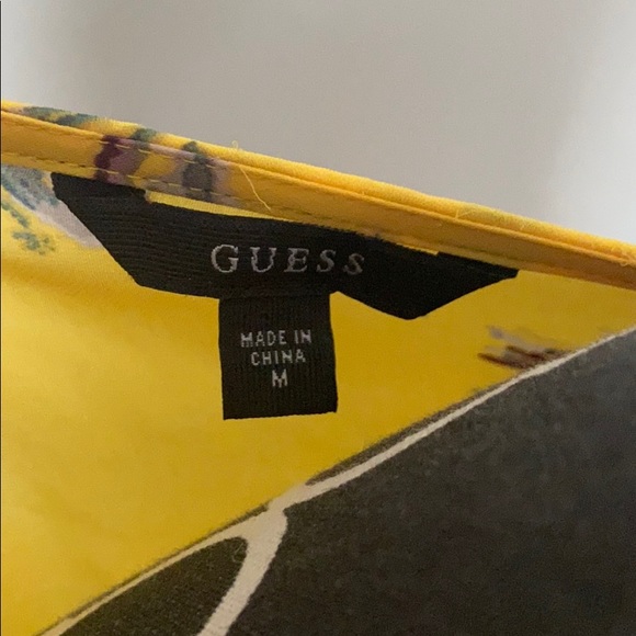 🎉 Host Pick🎉 Guess Floral Blouse - Picture 4 of 7